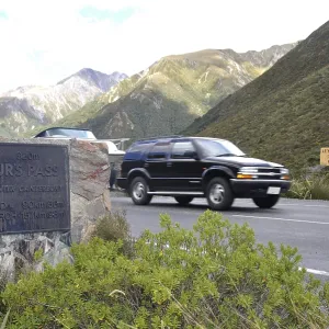 Signage at the highest point of the Arthurs Pass Road Signage at the highest point of the Arthurs Pass Road