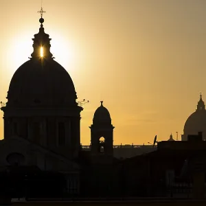 Silhouettes rooftops, St Peter's Square Silhouettes rooftops, St Peter's Square
