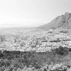 South Africa: Panoramic View of Cape Town at Table Mountains South Africa: Panoramic View of Cape Town at Table Mountains