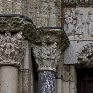 South portal, capitals on the left jamb South portal, capitals on the left jamb