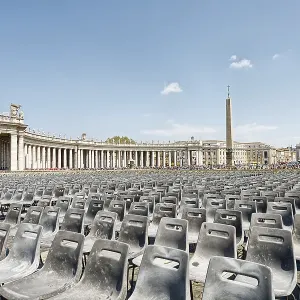 St Peter's Square, Vatican<br> St Peter's Square St Peter's Square, Vatican<br> St Peter's Square