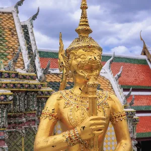 Statue of a guardian, Royal Grand Palace Statue of a guardian, Royal Grand Palace