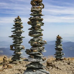 Steinmanderl, stone sculptures