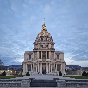 Stunning exterior view of the gilded Dome des Invalides in Paris