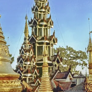Stupas sur le Pagode Shwedagon, Rangoon