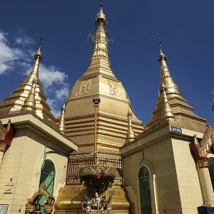 Sule Pagoda, Yangon, Myanmar, Asia