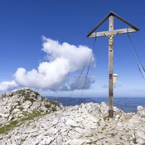 Summit cross, Grosser Daumen, 2280m Summit cross, Grosser Daumen, 2280m