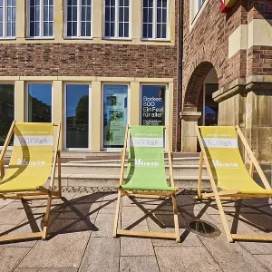 Sun loungers with inscription, Das gute Leben in Borken