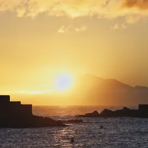 Sunrise over the Atlantic with views from La Palma Sunrise over the Atlantic with views from La Palma