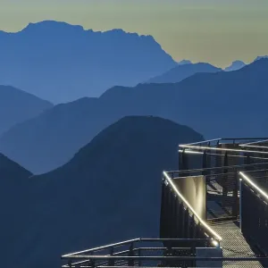 Sunrise, Nordwandsteig on the Nebelhorn