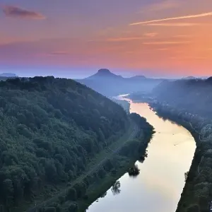 Sunset in the Elbe Valley, on the right the Schrammsteine