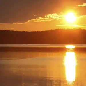 Sunset on a lake in the Kvikkjokk National Park