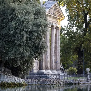 Temple of Asclepius, Villa Borghese lake