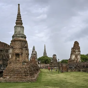 Temple ruins at Wat Mahathat, Temple of the Great and Holy Relic