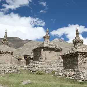 Tibetan Buddhism, Gyangdrak Gompa monastery