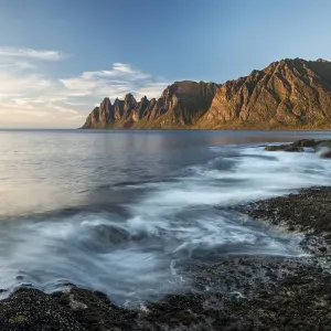 Tungeneset, Devil's Teeth, Okshornan mountain range