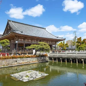 Turtle Pond, Shitennoji Temple