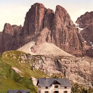 Val Gardena, Groednerjoch, Hospice and Sella mountains