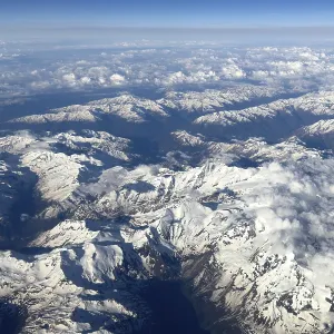 View from an altitude of 11000 metres to the GroBglockner massif in the centre of the picture in the Eastern Alps View from an altitude of 11000 metres to the GroBglockner massif in the centre of the picture in the Eastern Alps