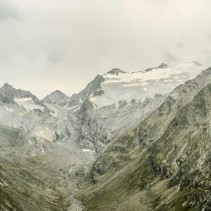 View from the Hohe Mut over the Rotmoostal to the Rotmoosferner View from the Hohe Mut over the Rotmoostal to the Rotmoosferner