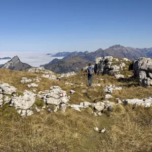 View of the sea of fog towards Dent de Corjon and towards the midlands