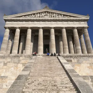 Front view of the Valhalla Memorial