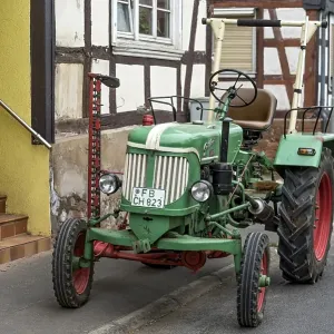 Vintage tractor Gueldner ABS 22 hp