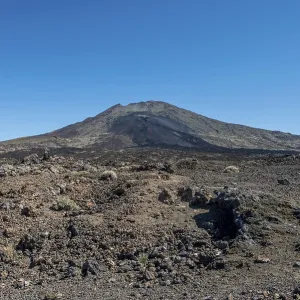 Volcanic landscape, Volcano Pico Viejo