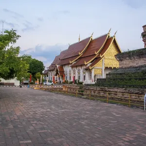 Wat Chedi Luang Print: Traditional Lanna Architecture in Northern Thailand