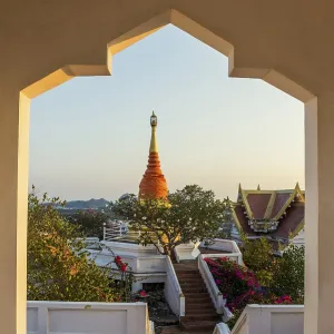 Wat Khao Chong Krachok, sunset Wat Khao Chong Krachok, sunset