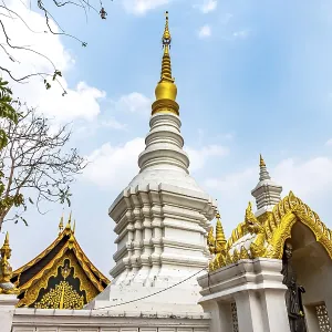 Wat Phra That Doi Phra Chan on a mountain in Mae Tha District Wat Phra That Doi Phra Chan on a mountain in Mae Tha District