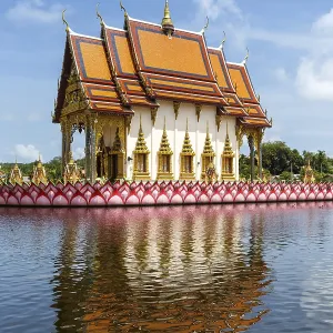 Wat Plai Laem Temple on Ko Samui Island Wat Plai Laem Temple on Ko Samui Island