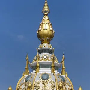 Wat Thung Setthi, tip of Maha Rattana Chedi of Wat Thung Setthi Wat Thung Setthi, tip of Maha Rattana Chedi of Wat Thung Setthi