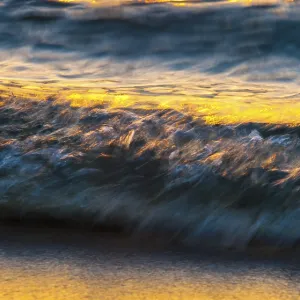 Wave, surf, at sunset, Weststrand Wave, surf, at sunset, Weststrand