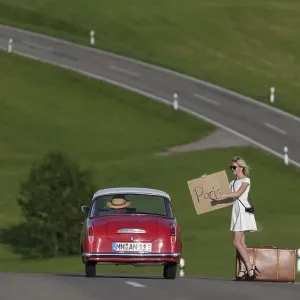 A woman wants to hitchhike to Paris A woman wants to hitchhike to Paris