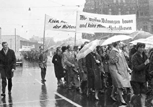 On 1 May 1961, workers and employees in Hanover demonstrated with demands from their union
