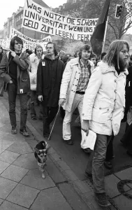 More than 10, 000 students demonstrated in Duesseldorf on 7 November 1974 for more Bafoeg