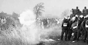 About 100, 000 demonstrators, peaceful and violent