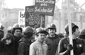 15, 000 steelworkers and their relatives and friends demonstrated against the closure of Maxhuette