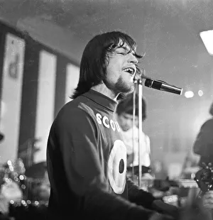 16 bands from the Ruhr area