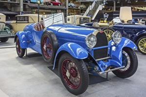 1927 Bugatti Type 44, French 8-cylinder line classic automobile