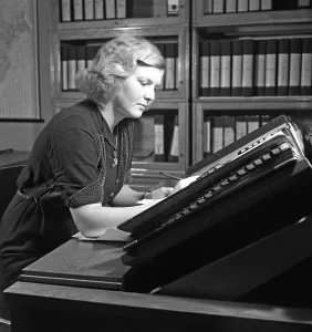 1940s office clerk