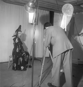 1950s fashion photographer and model