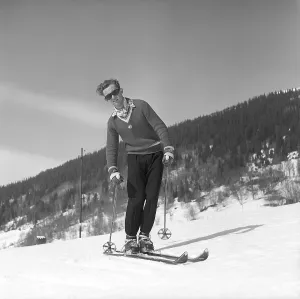 Are 1952. The popular winter sports resort in Jaemtland Sweden where people go to ski and socialise