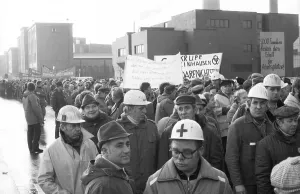 About 20, 000 workers of Thyssen