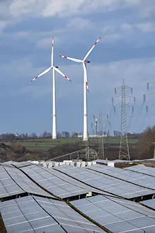 20 MW peak solar park on recultivated opencast mining areas at the Garzweiler opencast lignite mine