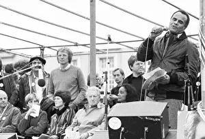 More than 300, 000 people attended the largest peace demonstration in Germany to date in Bonn's Hofgarten in