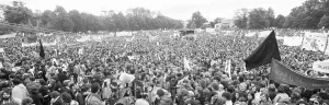 More than 300, 000 people attended the largest peace demonstration in Germany up to that time in Bonn's Hofgarten