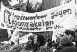 More than 300, 000 people attended the largest peace demonstration in Germany up to that time in Bonn's Hofgarten