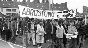 More than 40, 000 supporters of the peace movement gathered for a demonstration in favour of disarmament in Bonn
